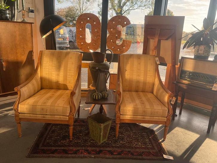 Koninklijke Fauteuils - Set van 2, Huis en Inrichting, Fauteuils, Gebruikt, Hout, 50 tot 75 cm, Minder dan 75 cm, Ophalen