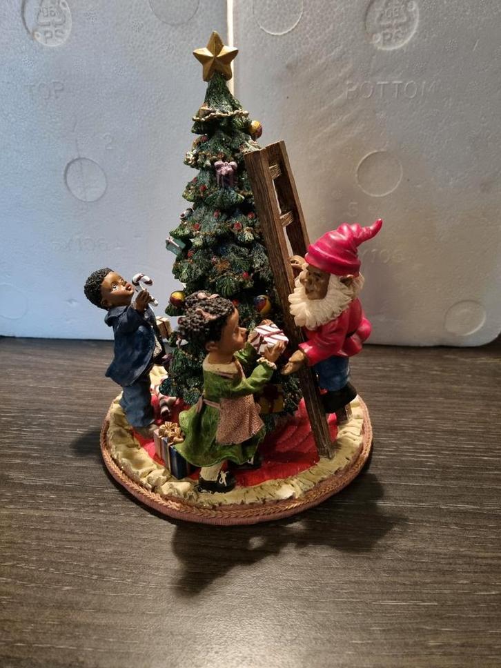 Decoratieve kerstboom met leuke gnoom figuren, Diversen, Kerst, Ophalen of Verzenden