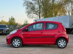 Peugeot 107 1.0-12V XS/ ZEER ZUINIG, Voorwielaandrijving, Gebruikt, 4 stoelen, 68 pk