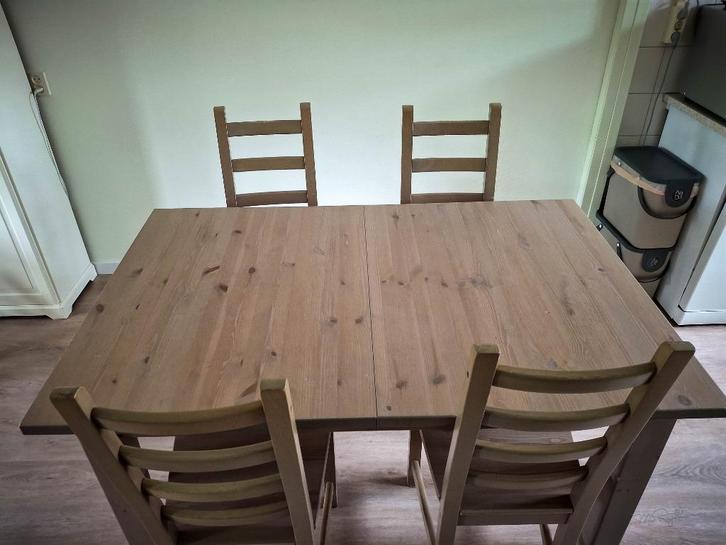 IKEA Uitschuif Tafel met 4 stoelen, Huis en Inrichting, Tafels | Eettafels, Gebruikt, 150 tot 200 cm, 200 cm of meer, Vijf personen of meer