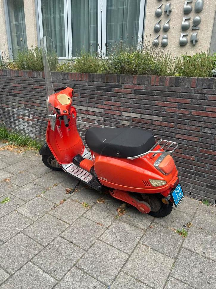 Emco Novantic, Fietsen en Brommers, Snorfietsen en Snorscooters, Gebruikt, Overige merken, Elektrisch, Ophalen