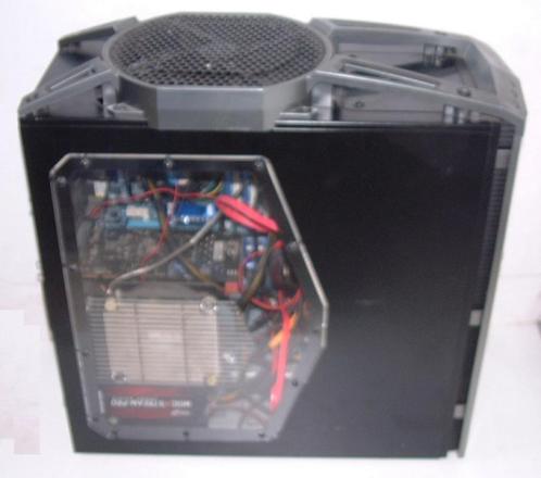 Computer Behuizing Antec Six Hundred V2 1 Desktop i 5, Computers en Software, Computerbehuizingen, Gebruikt, Ophalen of Verzenden