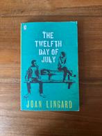 The Twelfth Day of July - Joan Lingard, Ophalen of Verzenden, Gelezen, Fictie algemeen