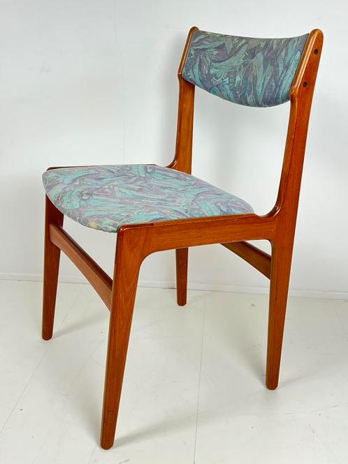 Vintage Deense Erik Buch stoelen om te laten stofferen, Huis en Inrichting, Stoelen, Zo goed als nieuw, Twee, Stof, Overige kleuren