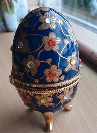 Faberge Ei met Edelstenen, Antiek en Kunst, Antiek | Woonaccessoires, Ophalen of Verzenden