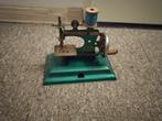 kleine naaimachine, Antiek en Kunst, Antiek | Naaimachines, Ophalen of Verzenden