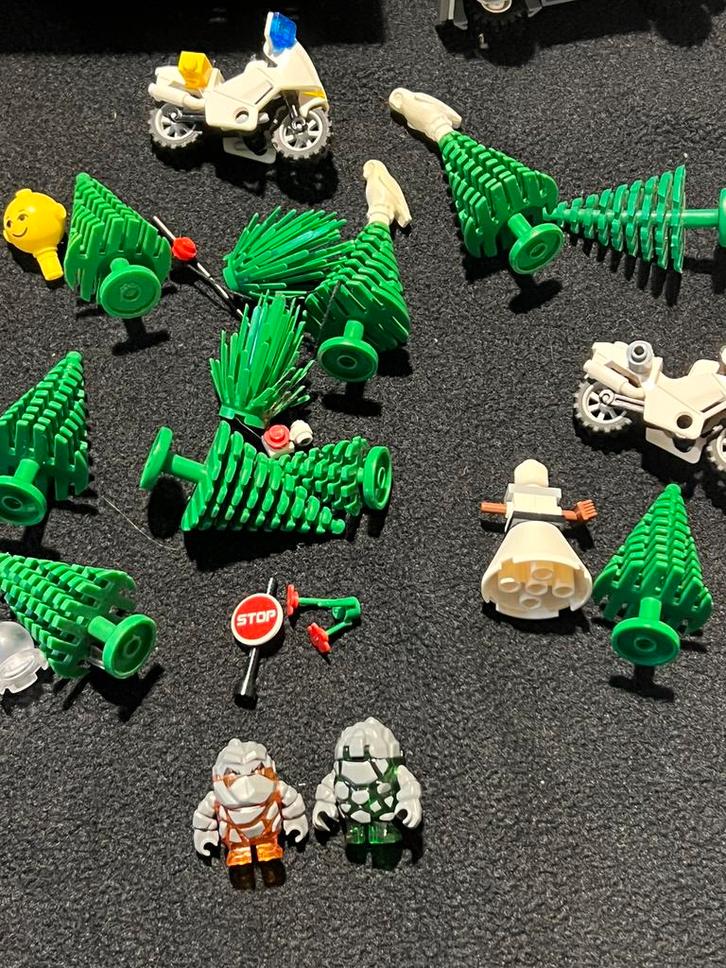 3. Lego 1 kilo cellenblok bomen powerminers accesoires, Kinderen en Baby's, Speelgoed | Duplo en Lego, Zo goed als nieuw, Ophalen of Verzenden