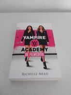 Richelle Mead - Vampire academy, Ophalen of Verzenden, Zo goed als nieuw, Richelle Mead