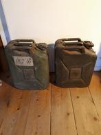 2 vintage jerrycans, Ophalen of Verzenden, Gebruikt
