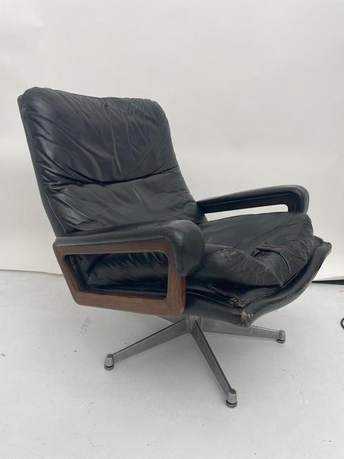 King Chair Strassle. Vintage relax draai fauteuil., Antiek en Kunst, Antiek | Meubels | Stoelen en Banken, Ophalen