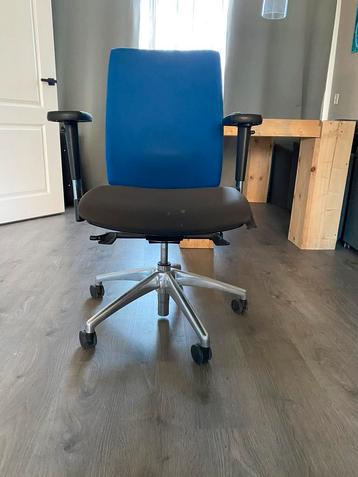 Bureau stoel blauw zwart