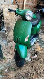 Groene TYM scooter mag weg voor weinig, Fietsen en Brommers, Zo goed als nieuw, Benzine, Ophalen, Overige merken