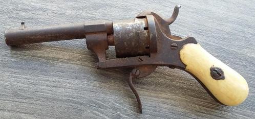 Antieke Pistool Revolver Penvuur Zwartkruit Mogelijk Luiks, Verzamelen, Militaria | Algemeen, Overige soorten, Overige typen, Overige gebieden