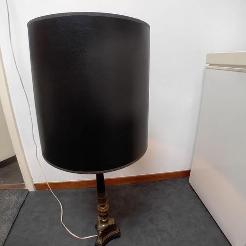 Klassieke tafellamp, Huis en Inrichting, Lampen | Tafellampen, Zo goed als nieuw, 75 cm of meer, Hout, Metaal, Overige materialen