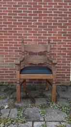 Massief houten boerenstoel met armleuningen landelijke stijl, Antiek en Kunst, Antiek | Meubels | Stoelen en Banken, Ophalen
