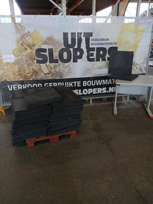 Donkere tapijt tegels, Huis en Inrichting, Stoffering | Vloerbedekking, Zo goed als nieuw, Tapijttegels, Overige kleuren, 75 m² of meer