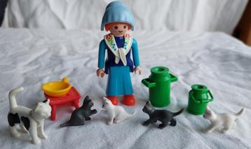 Playmobil 3007 Melkvrouwtje met Katten beschikbaar voor biedingen