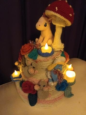 Gehaakte Taart - Decoratief en Uniek! beschikbaar voor biedingen