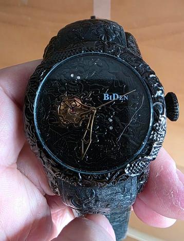 Biden Automaat Horloge - Bijzonder Design! beschikbaar voor biedingen