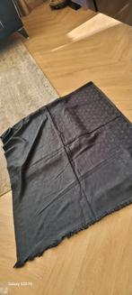 Gucci sjaal, Ophalen of Verzenden, Zo goed als nieuw, Maat 46/48 (XL) of groter, Sjaal