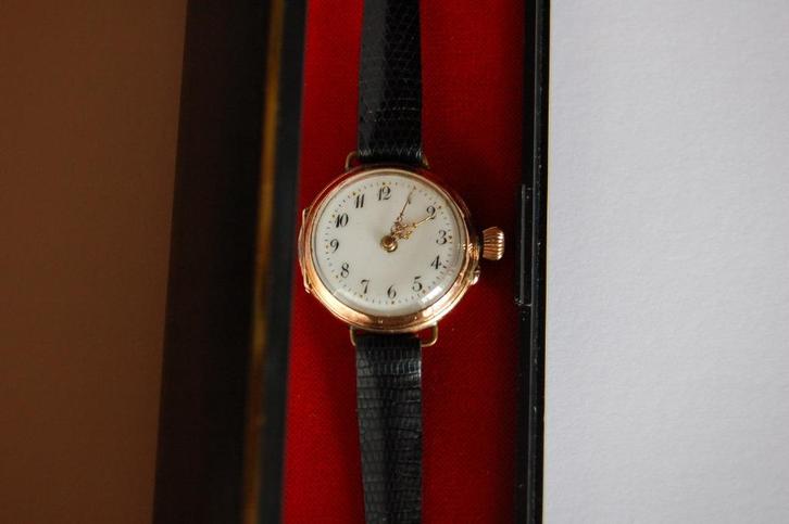 DAMES POLSHORLOGE ANTIEK klein model, Antiek en Kunst, Antiek | Klokken, Ophalen of Verzenden