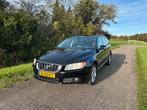 Volvo V70 2.0 Momentum 2008 Zwart/ Youngtimer, Auto's, Volvo, Zwart, Zwart, Stationwagon, Handgeschakeld