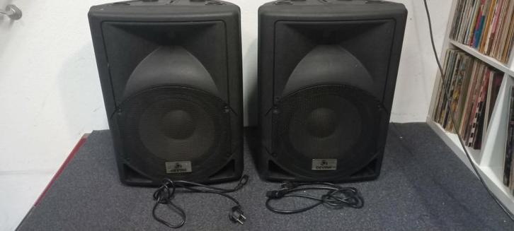 2 stuks DEVINE Artis 12A actieve speakers luidsprekers, Audio, Tv en Foto, Luidsprekers, Gebruikt, Front, Rear of Stereo speakers