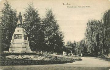 (380-958-011) Leiden Standbeeld van der Werff beschikbaar voor biedingen