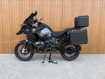 BMW R 1250 GS Adventure Triple Black VERKOCHT!! 2022 7.565KM beschikbaar voor biedingen