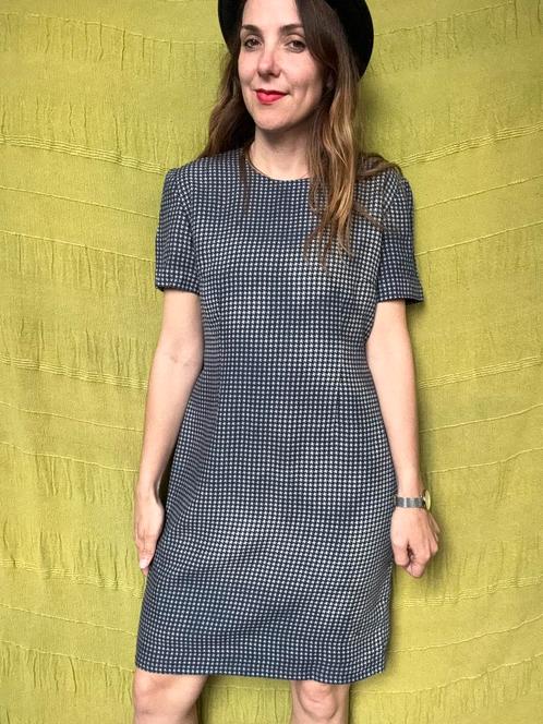 Vintage grijze jurk - jurkje - 40/L/large, Kleding | Dames, Jurken, Gedragen, Maat 38/40 (M), Grijs, Knielengte, Ophalen of Verzenden