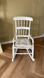 Schommelstoel wit met rieten zitting, Huis en Inrichting, Stoelen, Ophalen, Riet of Rotan, Gebruikt, Wit
