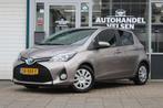 Toyota Yaris 1.5 Hybrid Comfort|Camera|, Auto's, 47 €/maand, Te koop, Zilver of Grijs, Geïmporteerd