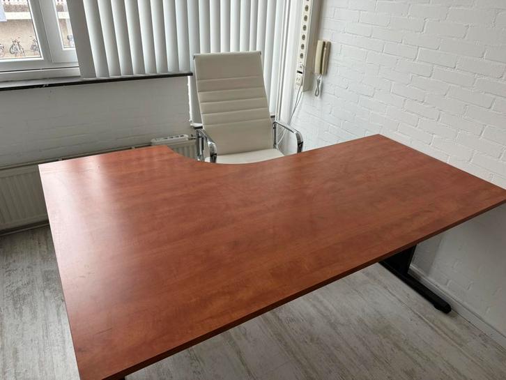 Hoekbureau - IKEA —– incl GRATIS stoel, Huis en Inrichting, Bureaus, Zo goed als nieuw, Ophalen of Verzenden