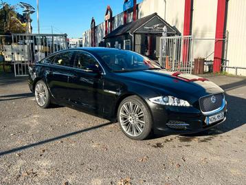 Jaguar XJ 3.0 V6D 275 PK /AUTOM / PANO DAK / VOL LEDER / MER beschikbaar voor biedingen