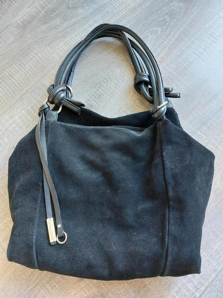 Gianni Chiarini suède (schouder)tas, zwart, Sieraden, Tassen en Uiterlijk, Tassen | Schoudertassen, Zo goed als nieuw, Overige merken
