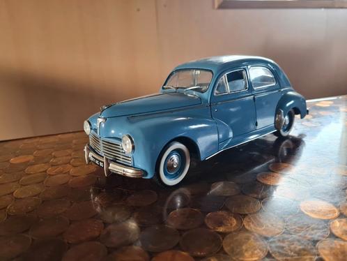 1:18 Peugeot 203 uit 1954 Lichtblauw Solido, Hobby en Vrije tijd, Modelauto's | 1:18, Zo goed als nieuw, Auto, Solido, Ophalen of Verzenden