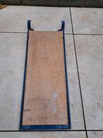 Robuust Stijgerbankje - Industrieel & Functioneel, Antiek en Kunst, Antiek | Gereedschap en Instrumenten, Ophalen of Verzenden