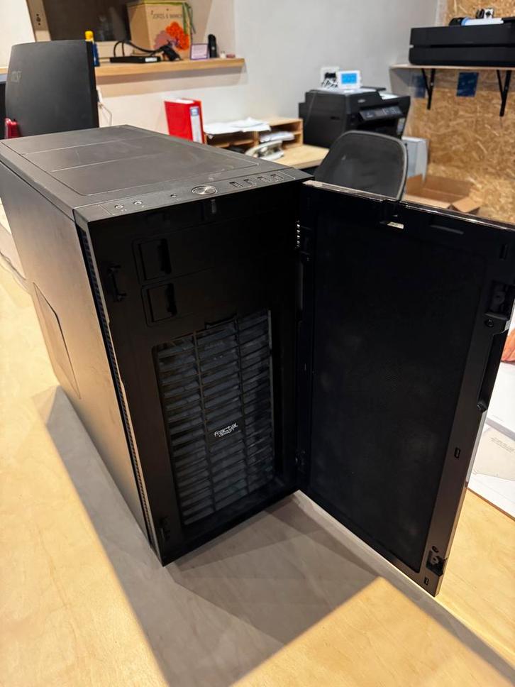 Fractal Design Computer Behuizing, Computers en Software, Computerbehuizingen, Gebruikt, Ophalen