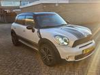 Mini Countryman 1.6 Cooper S All4 2010 Wit, Auto's, Mini, 1355 kg, 15 km/l, 74 €/maand, Wit