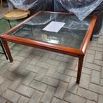 Salontafel  kersenhout met glazen blad, Huis en Inrichting, Ophalen, Vierkant, Zo goed als nieuw, Kersenhout