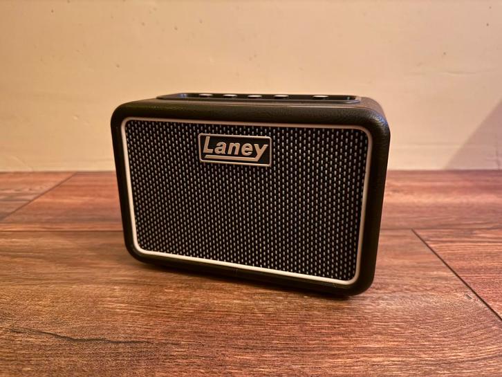Laney Supergroup Mini-ST – goed als nieuw, compleet in doos, Muziek en Instrumenten, Versterkers | Bas en Gitaar, Zo goed als nieuw