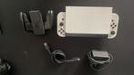 Nintendo switch oled met alle accessoires, Ophalen of Verzenden, Zo goed als nieuw, Met 1 controller, Switch OLED