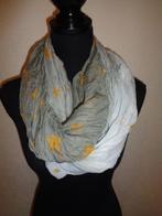 85 x 110 cm-dubbel, Kleding | Dames, Ophalen of Verzenden, Zo goed als nieuw, Maat 38/40 (M), Sjaal