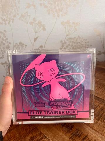 Pokemon TCG - Fusion Strike Elite Trainer Box (Sealed) beschikbaar voor biedingen