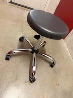 Kapperskruk of tattoo kruk , werkkruk op wielen, Huis en Inrichting, Krukjes, Ophalen, In hoogte verstelbaar, Zo goed als nieuw