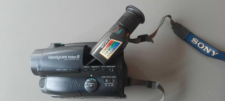 Vintage Sony Handycam Video 8 CCD TR440E PAL, Audio, Tv en Foto, Videocamera's Analoog, Camera, Hi 8, Ophalen