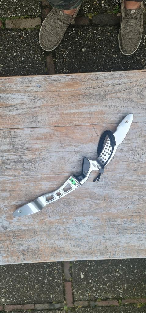 Decut rhino barebow riser 25 inch RH, Sport en Fitness, Handboogschieten, Gebruikt, Ophalen of Verzenden