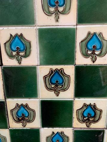 Art Nouveau Jugendstil tegels beschikbaar voor biedingen