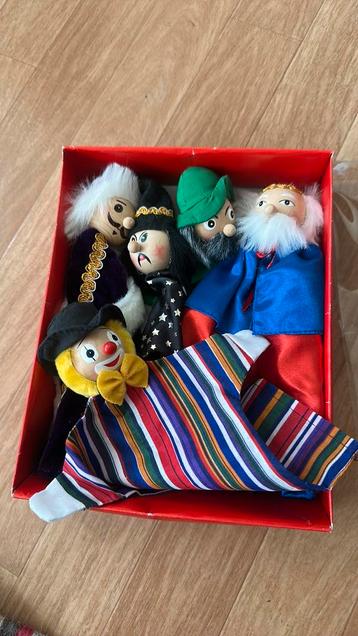 Handpoppen poppenkast Igra Toys beschikbaar voor biedingen