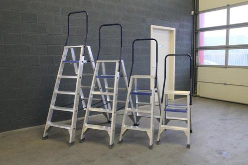 Professionele Dubbelzijdige trappen, trap, Doe-het-zelf en Verbouw, Ladders en Trappen, Nieuw, Trap, 2 tot 4 meter, Verzenden